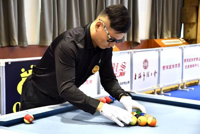 的德布劳内 的德布劳内