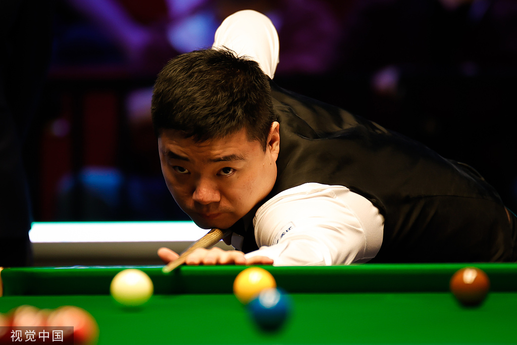 在暂停期间 在暂停期间