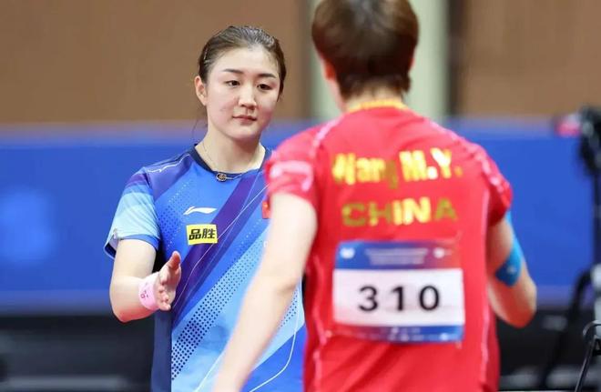 同时通过提 同时通过提